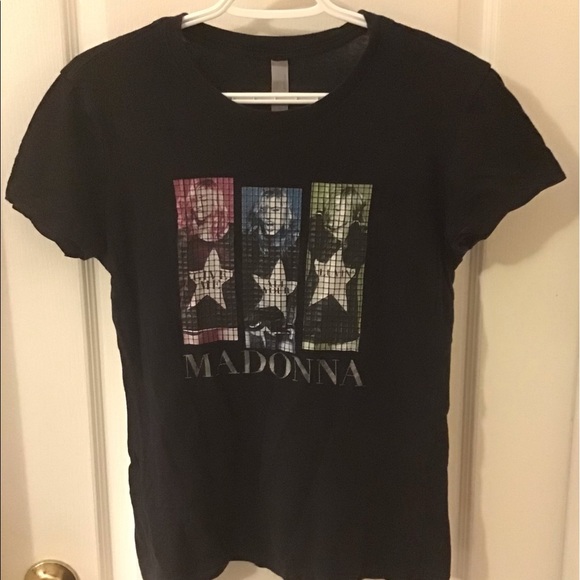 Madonna Concert T-Shirt Ladies Small Authentic - Picture 1 of 3